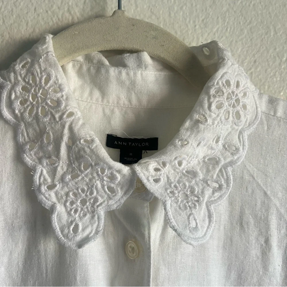 Ann Taylor Elegant White Eyelet Blouse Classic Size M NWT - Picture 15 of 15